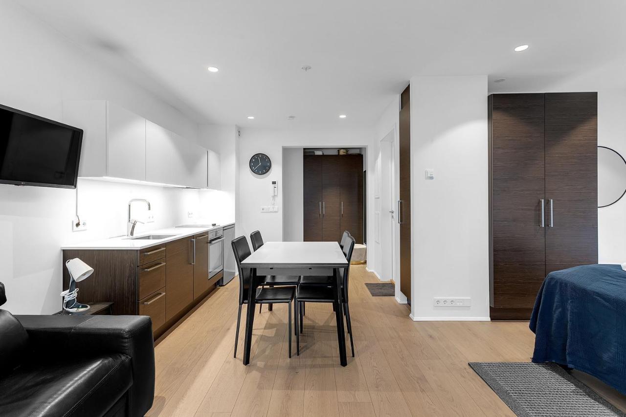 Modern Studio Apartment - Amazing Location Reykjavík Exteriör bild